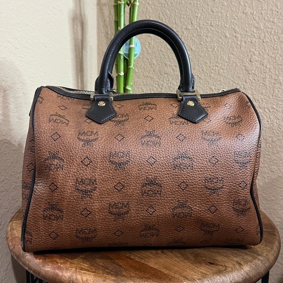 MCM COCOA VISETOS HANDBAG - Picture 2 of 13